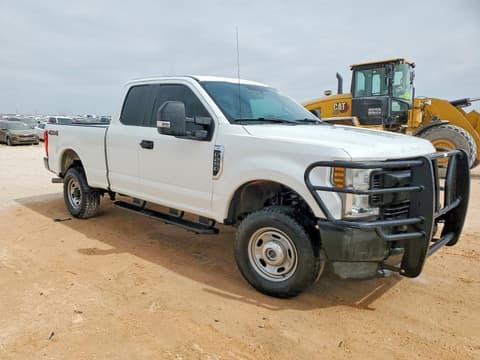 2019 Ford F-250 Super Duty, VIN 1FT7X2B65KEE68318. Zdjęcie 4 z 6 z aukcji Copart. Katalog aut z USA OpenDataCar.
