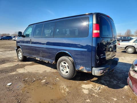 2007 Chevrolet Express 1500, VIN 1GNFG15Z371180363. Фото 2 з 6 з аукціону Copart. Каталог авто зі США OpenDataCar.