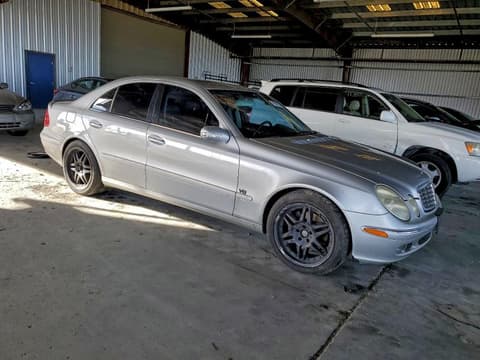 2005 Mercedes-benz E-Class, VIN WDBUF70J75A666385. Фото 4 з 6 з аукціону Copart. Каталог авто зі США OpenDataCar.