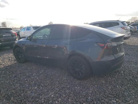 2021 Tesla Model Y, VIN 5YJYGDEE8MF241337. Фото 2 з 6 з аукціону Copart. Каталог авто зі США OpenDataCar.