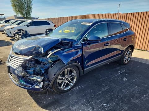 2018 Lincoln MKC, VIN 5LMCJ3D98JUL00750. Фото 1 из 6 с аукциона Copart. Каталог авто из США OpenDataCar.