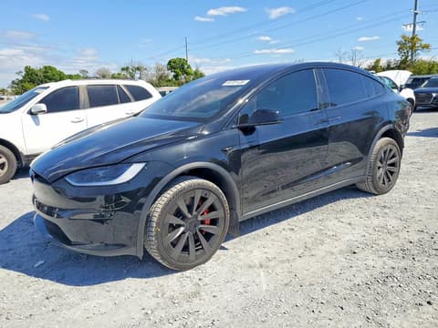 2024 Tesla Model X, VIN 7SAXCBE66RF440725. Фото 1 из 6 с аукциона Copart. Каталог авто из США OpenDataCar.