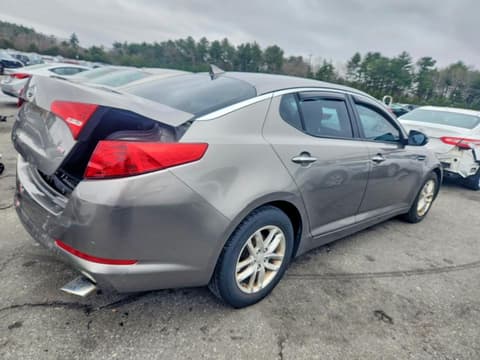 2012 Kia Optima, VIN 5XXGM4A77CG021551. Фото 3 з 6 з аукціону Copart. Каталог авто зі США OpenDataCar.