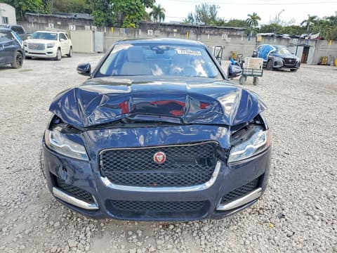 2018 Jaguar XF, VIN SAJBE4EV0JCY56406. Фото 5 з 6 з аукціону Copart. Каталог авто зі США OpenDataCar.