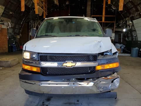 2025 Chevrolet Express 3500, VIN 1GAZGPFP2S1228958. Zdjęcie 5 z 6 z aukcji Copart. Katalog aut z USA OpenDataCar.