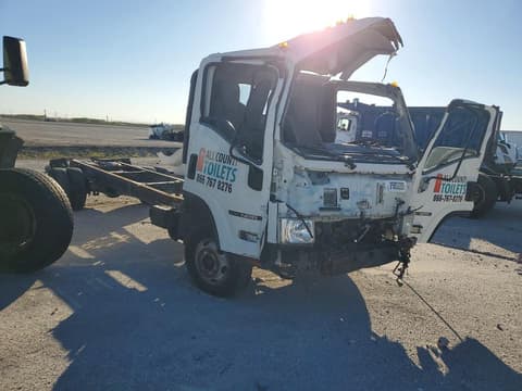 2021 Isuzu NPR, VIN 54DB4W1D6MS202798. Фото 4 з 6 з аукціону Copart. Каталог авто зі США OpenDataCar.