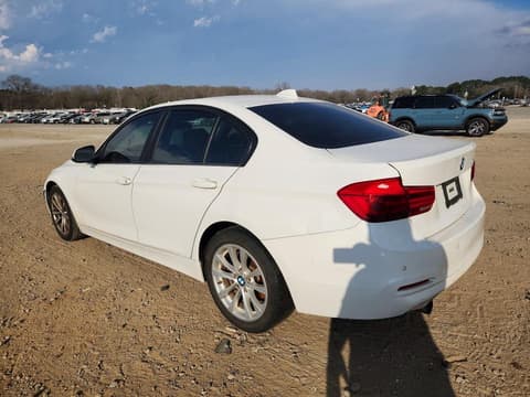 2016 Bmw 3 Series, VIN WBA8E1G5XGNT99201. Фото 2 з 6 з аукціону Copart. Каталог авто зі США OpenDataCar.