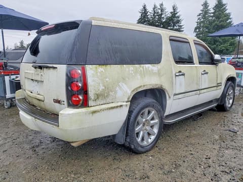 2011 Gmc Yukon XL, VIN 1GKS2MEF4BR203130. Фото 3 з 6 з аукціону Copart. Каталог авто зі США OpenDataCar.