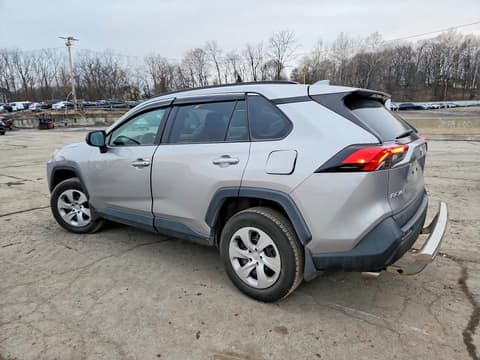 2019 Toyota RAV4, VIN 2T3F1RFVXKC033778. Фото 2 з 6 з аукціону Copart. Каталог авто зі США OpenDataCar.