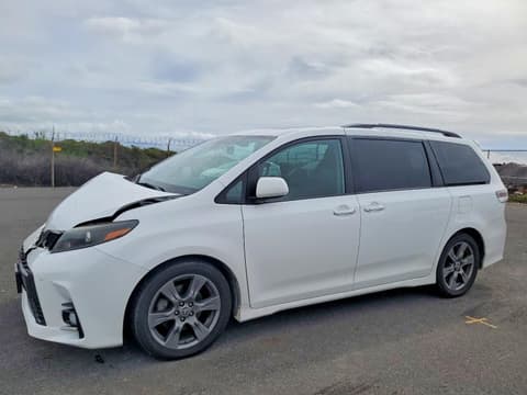 2020 Toyota Sienna, VIN 5TDXZ3DC0LS070920. Фото 1 з 6 з аукціону Copart. Каталог авто зі США OpenDataCar.