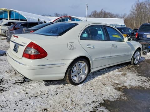 2009 Mercedes-benz E-Class, VIN WDBUF87X09B439331. Фото 3 з 6 з аукціону Copart. Каталог авто зі США OpenDataCar.