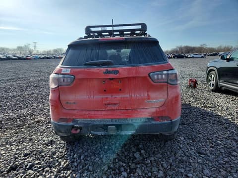 2018 Jeep Compass, VIN 3C4NJDDBXJT403624. Фото 6 з 6 з аукціону Copart. Каталог авто зі США OpenDataCar.