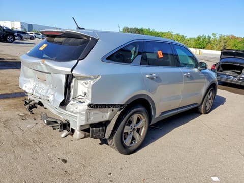 2022 Kia Sorento, VIN 5XYRG4LC0NG131219. Zdjęcie 3 z 6 z aukcji Copart. Katalog aut z USA OpenDataCar.