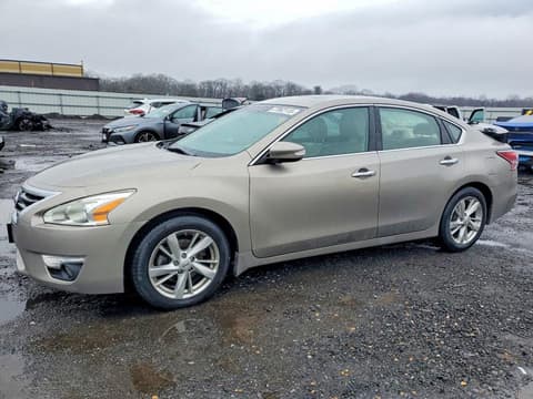 2014 Nissan Altima, VIN 1N4AL3AP1EC293900. Фото 1 з 6 з аукціону Copart. Каталог авто зі США OpenDataCar.
