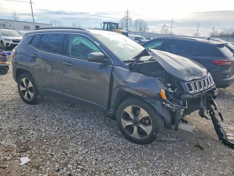 2017 Jeep Compass, VIN 3C4NJDBB4HT667628. Фото 4 з 6 з аукціону Copart. Каталог авто зі США OpenDataCar.