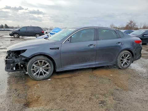 2016 Kia Optima, VIN 5XXGT4L39GG083570. Фото 1 з 6 з аукціону Copart. Каталог авто зі США OpenDataCar.