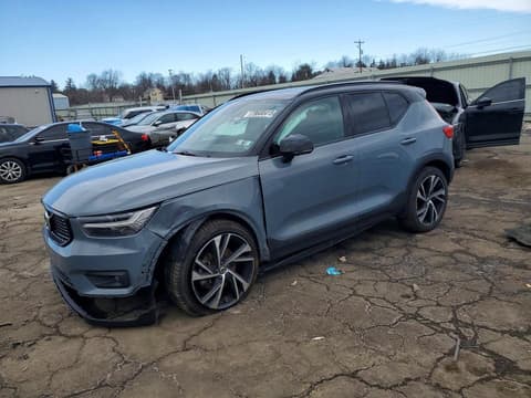 2020 Volvo XC40, VIN YV4162UM1L2268895. Zdjęcie 1 z 6 z aukcji Copart. Katalog aut z USA OpenDataCar.
