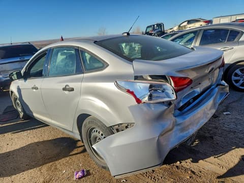 2018 Ford Focus, VIN 1FADP3E27JL303484. Фото 2 з 6 з аукціону Copart. Каталог авто зі США OpenDataCar.