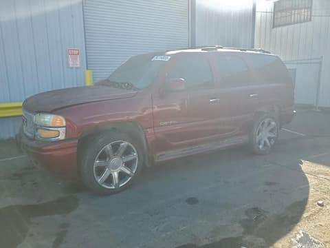 2002 Gmc Denali, VIN 1GKEK63U62J262768. Фото 1 з 6 з аукціону Copart. Каталог авто зі США OpenDataCar.