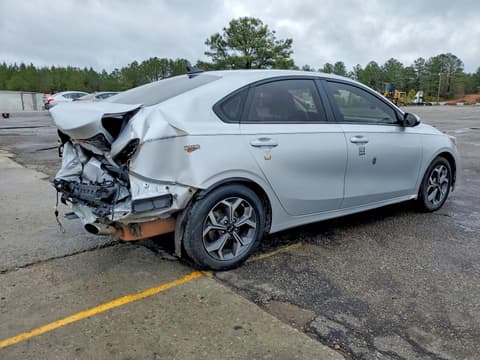 2020 Kia Forte, VIN 3KPF24AD7LE213052. Фото 3 из 6 с аукциона Copart. Каталог авто из США OpenDataCar.