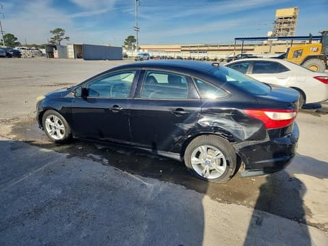 2013 Ford Focus, VIN 1FADP3F27DL180935. Фото 2 з 6 з аукціону Copart. Каталог авто зі США OpenDataCar.