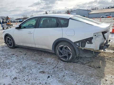 2025 Kia K4, VIN 3KPFU4DE3SE011547. Фото 2 з 6 з аукціону Copart. Каталог авто зі США OpenDataCar.