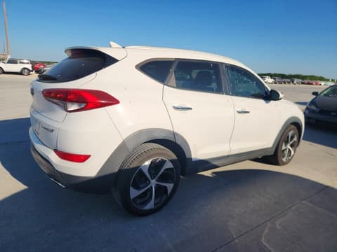 2016 Hyundai Tucson, VIN KM8J33A2XGU129245. Фото 3 з 6 з аукціону Copart. Каталог авто зі США OpenDataCar.