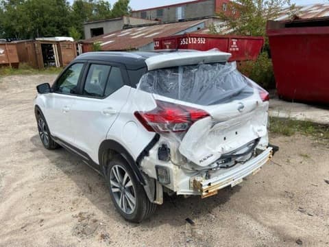 2019 Nissan Kicks, VIN 3N1CP5CUXKL543546. Фото 2 из 6 с аукциона Copart. Каталог авто из США OpenDataCar.