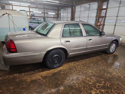 2006 Mercury Grand Marquis, VIN 2MEFM75W26X644953. Фото 3 з 6 з аукціону Copart. Каталог авто зі США OpenDataCar.