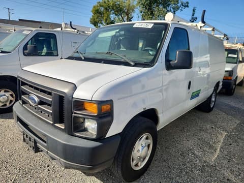 2010 Ford E-250, VIN 1FTNE2EL0ADA17865. Фото 1 из 6 с аукциона Copart. Каталог авто из США OpenDataCar.