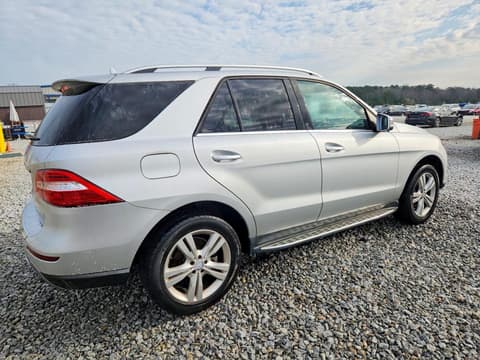 2015 Mercedes-benz ML-Class, VIN 4JGDA5JB3FA607701. Фото 3 з 6 з аукціону Copart. Каталог авто зі США OpenDataCar.