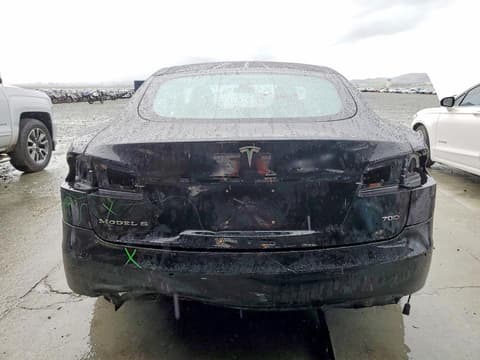 2015 Tesla Model S, VIN 5YJSA1E26FF119784. Фото 6 з 6 з аукціону Copart. Каталог авто зі США OpenDataCar.