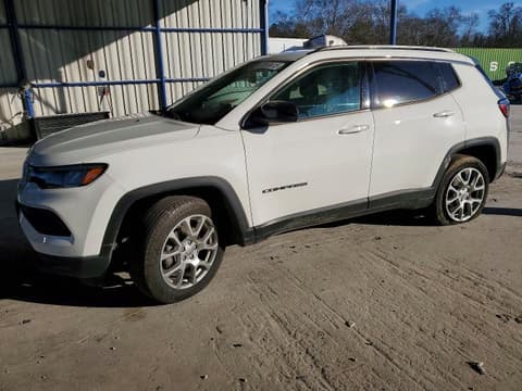 2022 Jeep Compass, VIN 3C4NJDFB0NT150655. Фото 1 з 6 з аукціону Copart. Каталог авто зі США OpenDataCar.