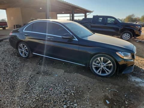 2017 Mercedes-benz C-Class, VIN 55SWF4JB7HU206184. Фото 4 з 6 з аукціону Copart. Каталог авто зі США OpenDataCar.