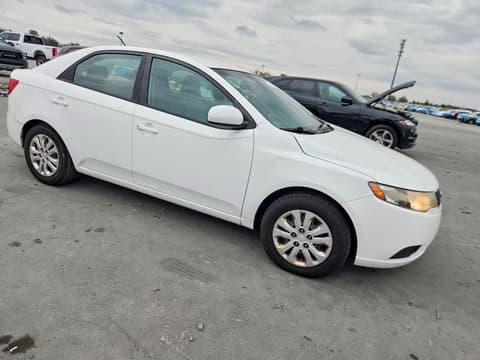 2011 Kia Forte, VIN KNAFT4A26B5416954. Фото 4 з 6 з аукціону Copart. Каталог авто зі США OpenDataCar.