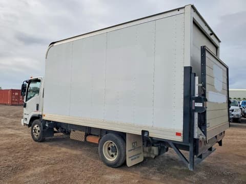 2023 Isuzu NPR, VIN 54DB4W1DXPS200055. Фото 2 з 6 з аукціону Copart. Каталог авто зі США OpenDataCar.