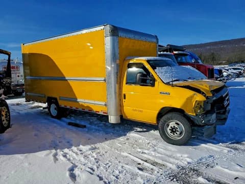 2023 Ford Econoline E350, VIN 1FDWE3FN4PDD17746. Фото 4 з 6 з аукціону Copart. Каталог авто зі США OpenDataCar.