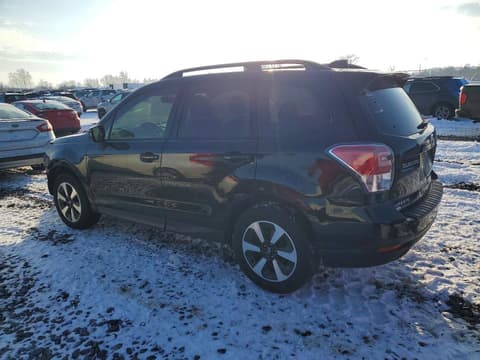 2018 Subaru Forester, VIN JF2SJAEC5JH557277. Фото 2 з 6 з аукціону Copart. Каталог авто зі США OpenDataCar.