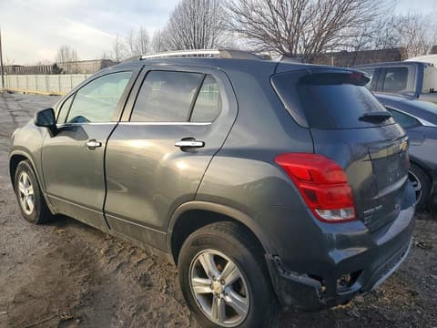 2018 Chevrolet Trax, VIN KL7CJPSBXJB670305. Фото 2 з 6 з аукціону Copart. Каталог авто зі США OpenDataCar.