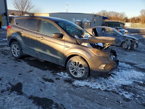 2019 Ford Escape, VIN 1FMCU9GD5KUA83706. Фото 4 з 6 з аукціону Copart. Каталог авто зі США OpenDataCar.