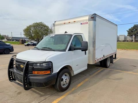 2020 Chevrolet Express 3500, VIN 1GB3GSCG1L1140297. Фото 2 з 6 з аукціону Copart. Каталог авто зі США OpenDataCar.