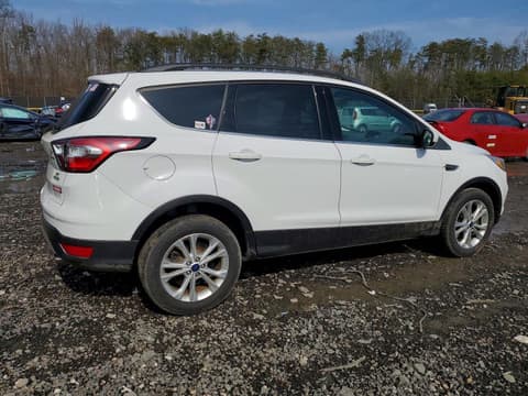 2018 Ford Escape, VIN 1FMCU0GD6JUA75995. Фото 3 з 6 з аукціону Copart. Каталог авто зі США OpenDataCar.