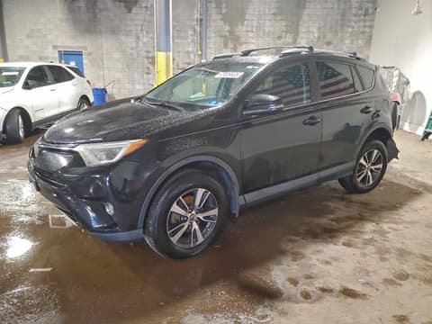 2018 Toyota RAV4, VIN 2T3RFREV6JW850193. Фото 1 з 6 з аукціону Copart. Каталог авто зі США OpenDataCar.