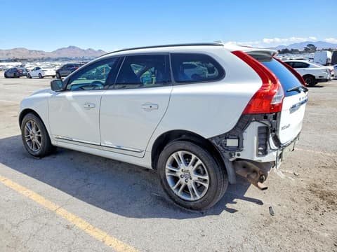 2016 Volvo XC60, VIN YV440MDJ6G2845488. Фото 2 з 6 з аукціону Copart. Каталог авто зі США OpenDataCar.