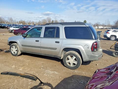 2005 Chevrolet Trailblazer, VIN 1GNET16S856110494. Фото 2 з 6 з аукціону Copart. Каталог авто зі США OpenDataCar.