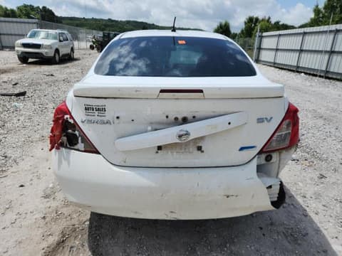 2013 Nissan Versa, VIN 3N1CN7AP6DL820579. Фото 6 з 6 з аукціону Copart. Каталог авто зі США OpenDataCar.