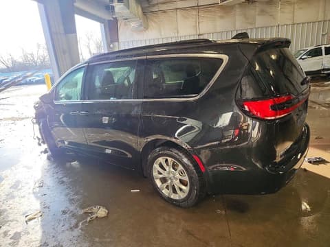 2022 Chrysler Pacifica, VIN 2C4RC3BG8NR156973. Фото 2 з 6 з аукціону Copart. Каталог авто зі США OpenDataCar.