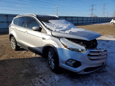 2017 Ford Escape, VIN 1FMCU9JDXHUC83899. Фото 4 з 6 з аукціону Copart. Каталог авто зі США OpenDataCar.