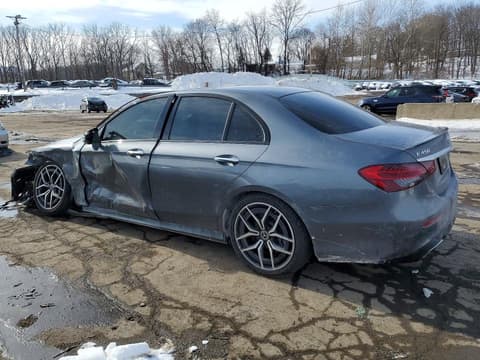 2022 Mercedes-benz E-Class, VIN W1KZF5KBXNB035924. Фото 2 з 6 з аукціону Copart. Каталог авто зі США OpenDataCar.