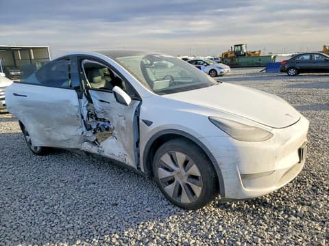 2022 Tesla Model Y, VIN 7SAYGDEE5NA017671. Фото 4 з 6 з аукціону Copart. Каталог авто зі США OpenDataCar.